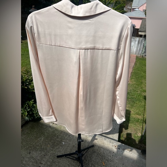 DREAMY CREAMY, SO RICH THEY’LL THINK YOU WON THE LOTTO. SKYS ARE BLUE. SIZE M - Picture 2 of 5